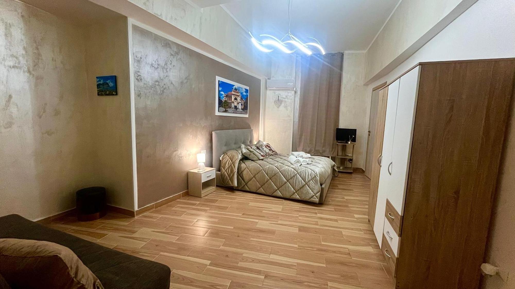 Monteleone Centro Apartment *