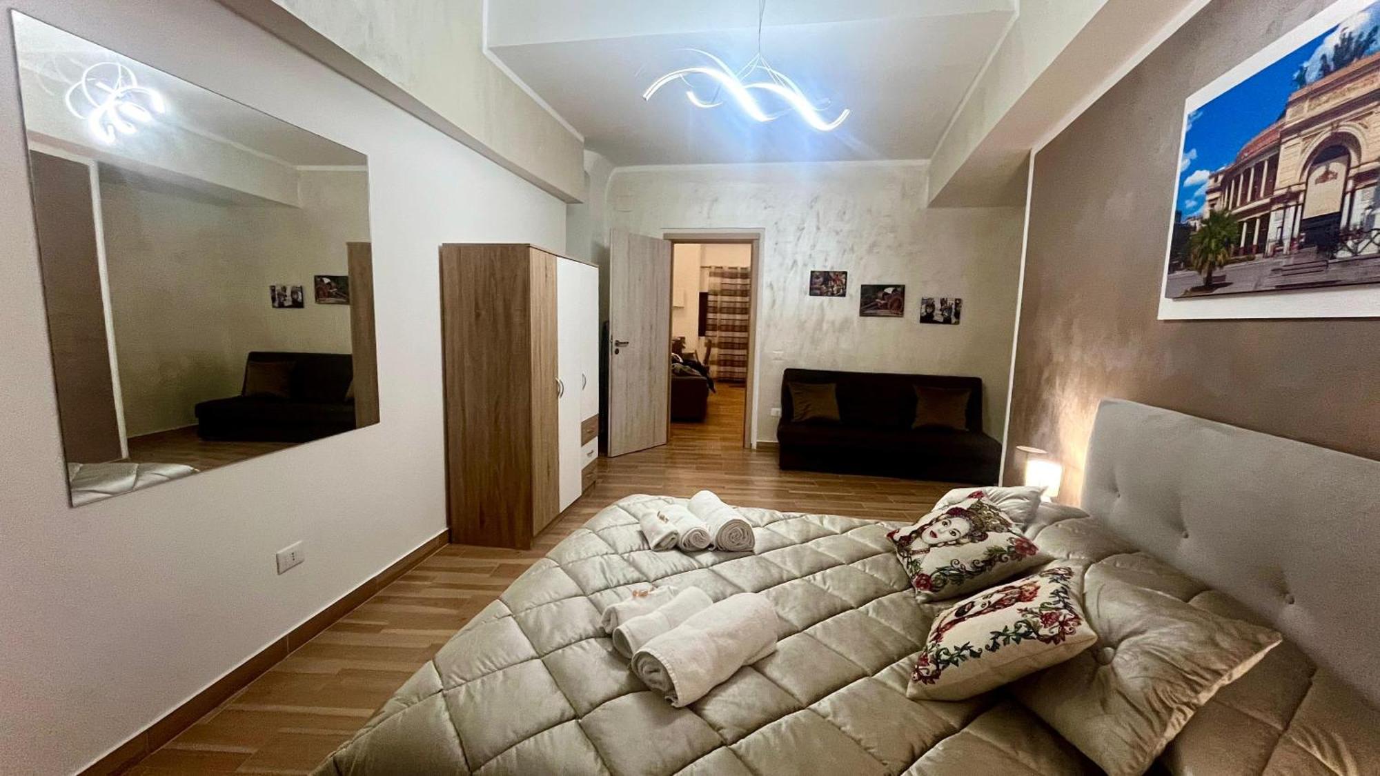 Monteleone Centro Apartment